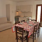 Margherita - Zona Mare Con Clima E Posti Auto * Marina di Campo