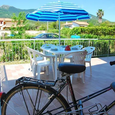 Margherita - Zona Mare Con Clima E Posti Auto * Marina di Campo